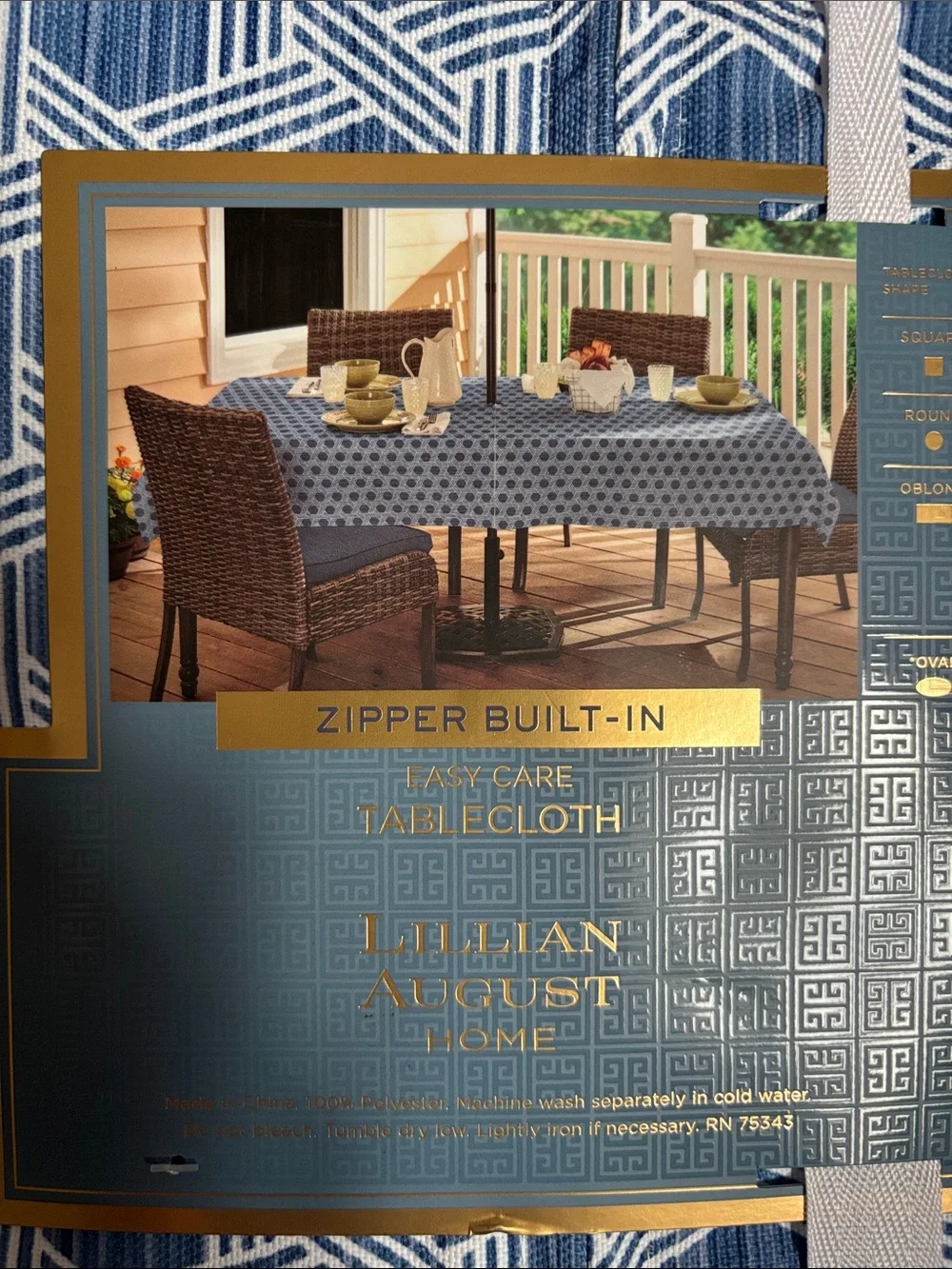Lilluan August blue geometric